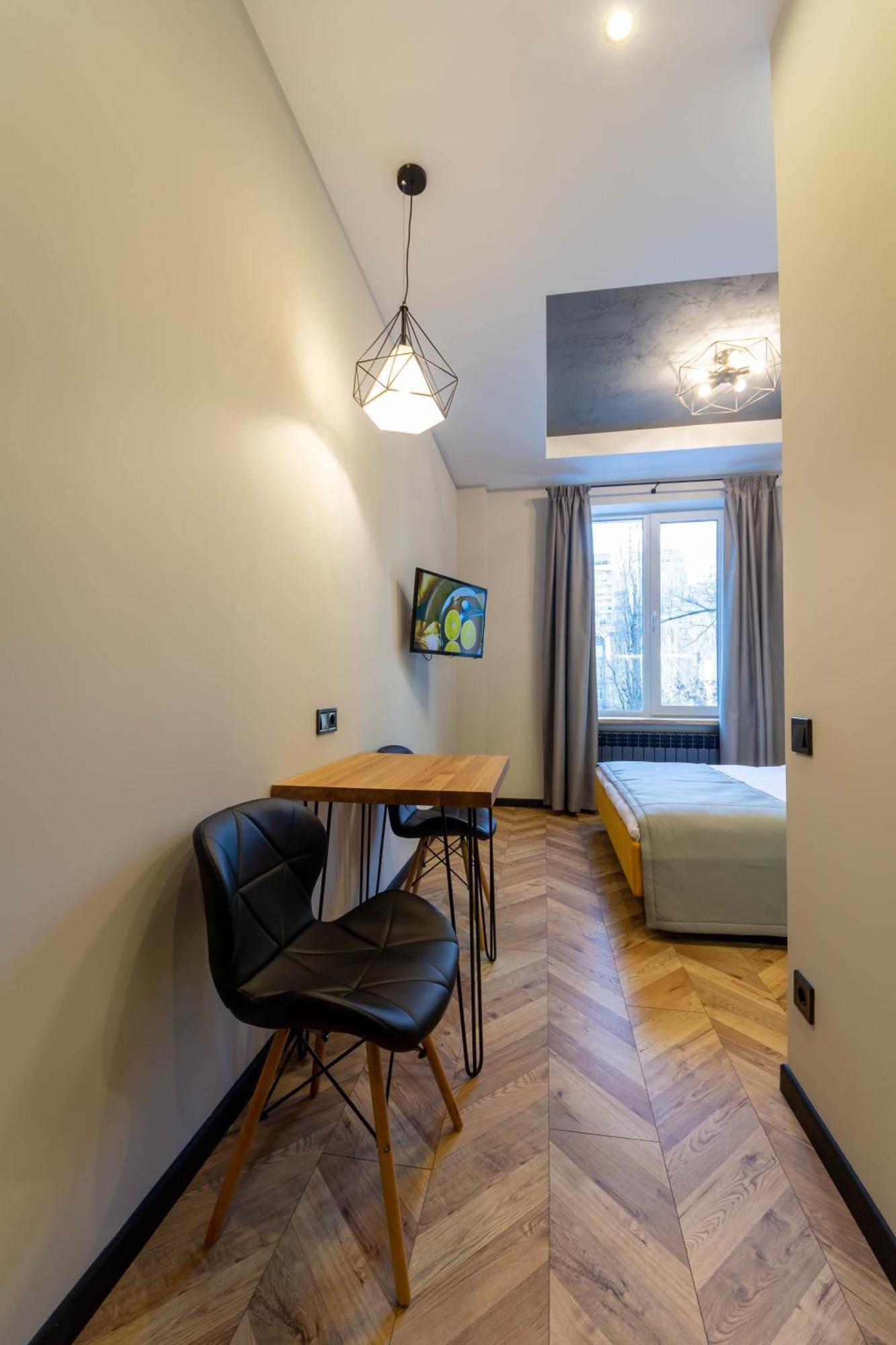 Self Check-In Apartments キエフ エクステリア 写真