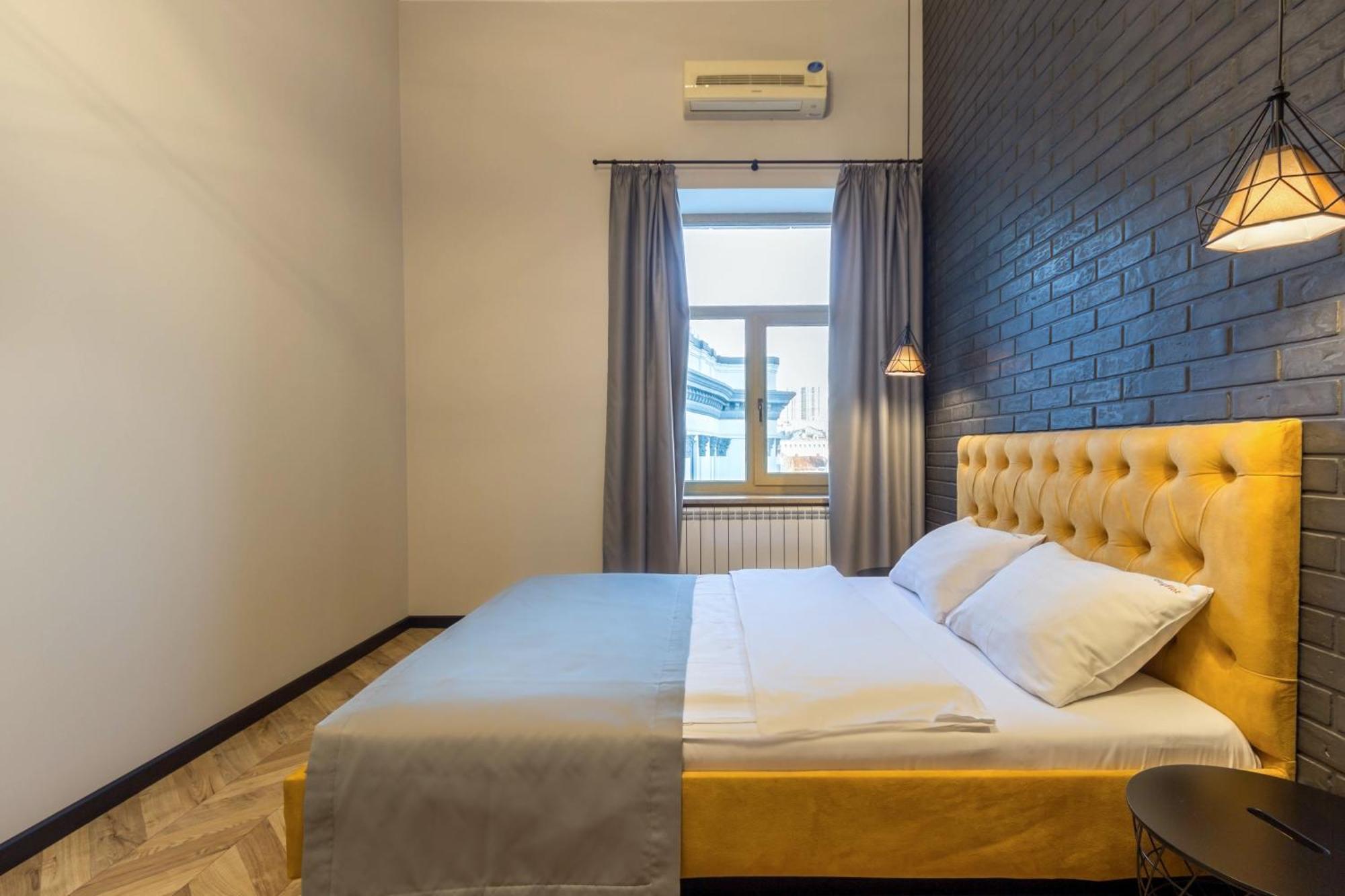 Self Check-In Apartments キエフ エクステリア 写真